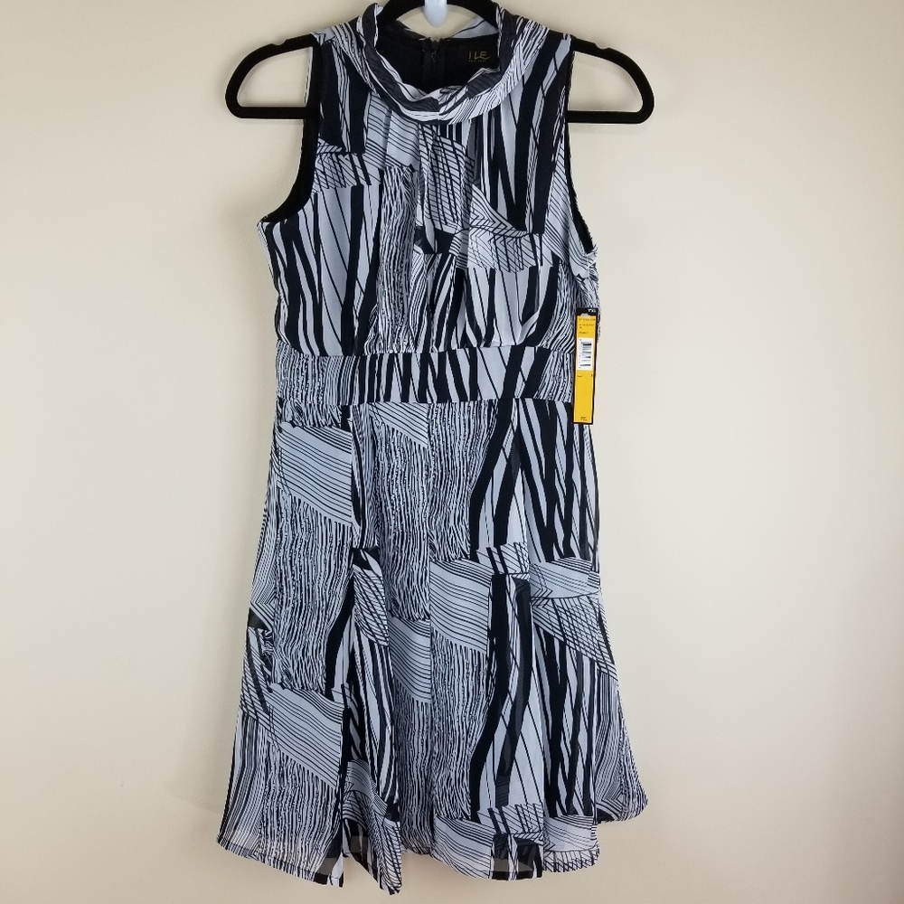 NWT ILE New York Black White Stripe Midi Dress 8